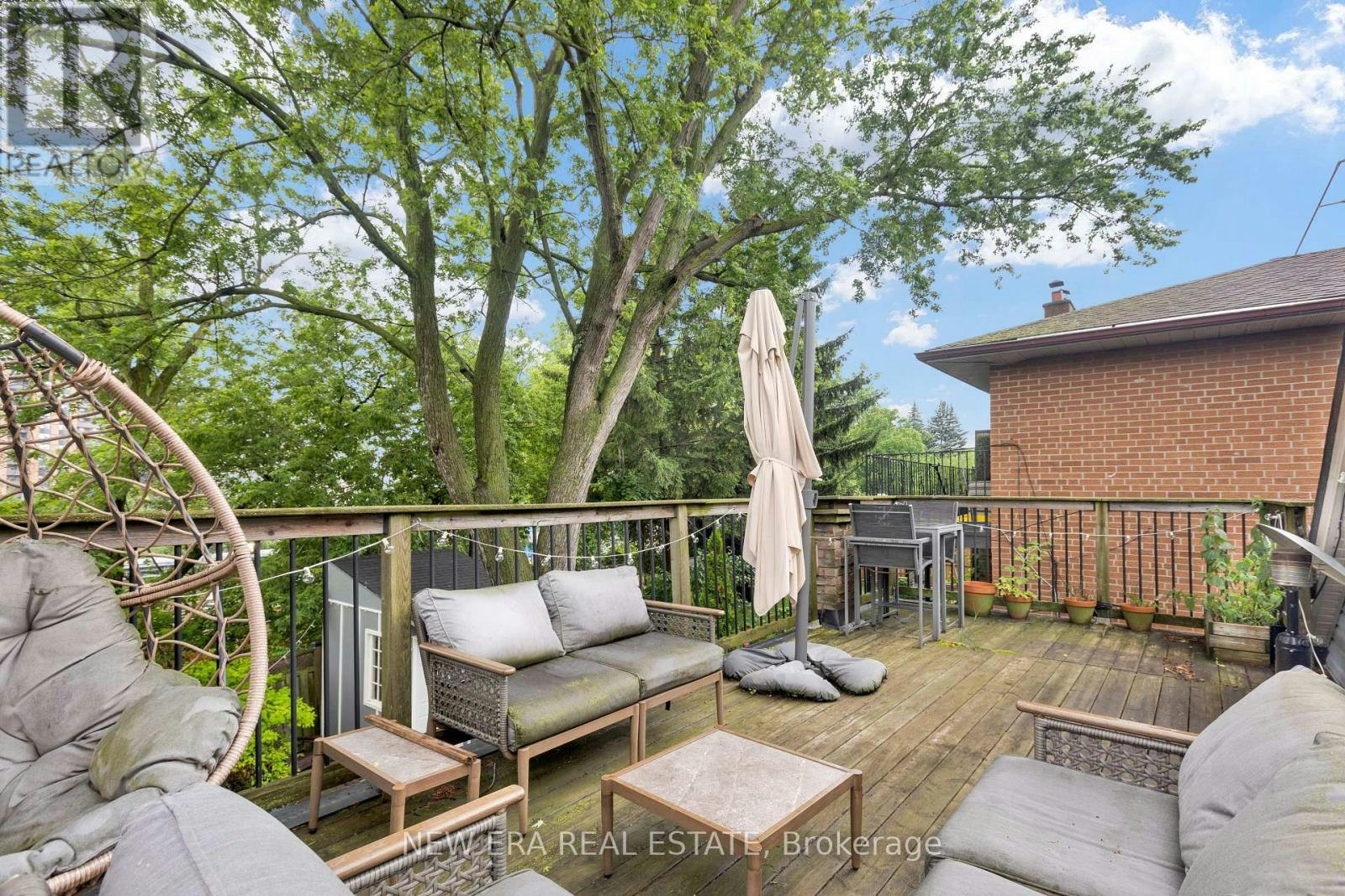 2 Foch Avenue, Toronto, ON, M8W 3W8 - 26