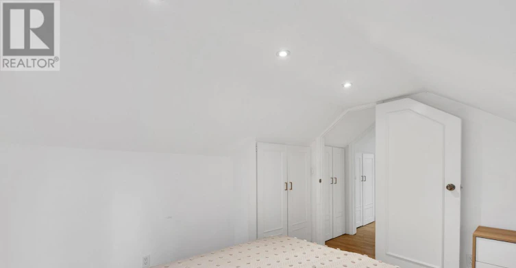 2 Foch Avenue, Toronto, ON, M8W 3W8 - 22