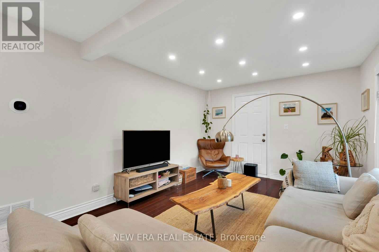2 Foch Avenue, Toronto, ON, M8W 3W8 - 14