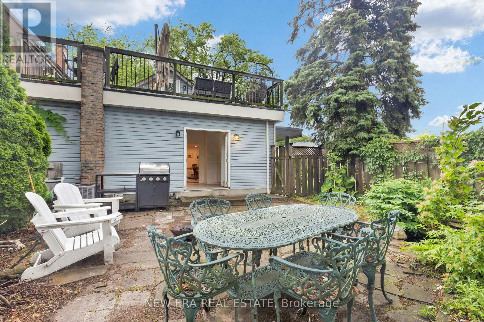 2 Foch Avenue, Toronto, ON, M8W 3W8 - 31