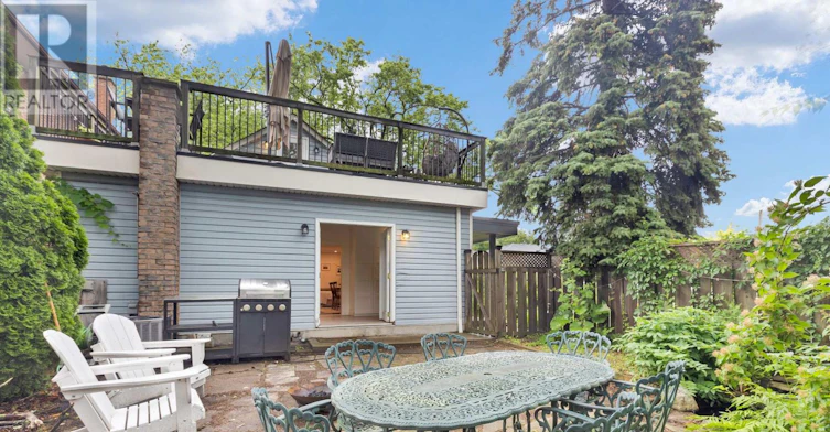 2 Foch Avenue, Toronto, ON, M8W 3W8 - 31