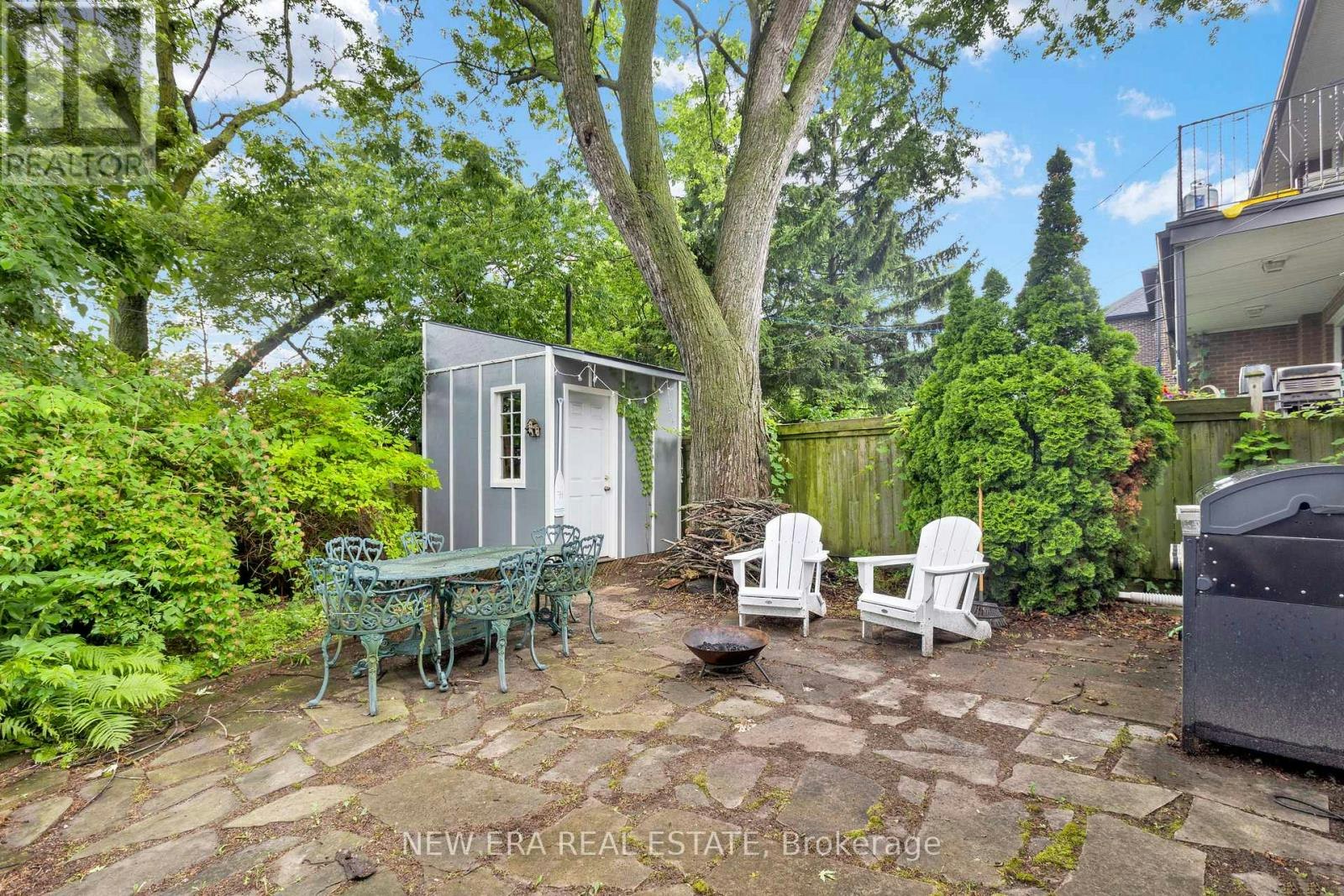 2 Foch Avenue, Toronto, ON, M8W 3W8 - 30