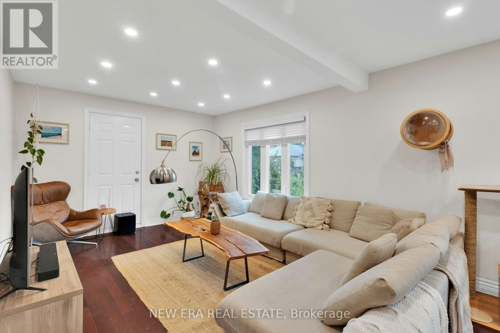 2 Foch Avenue, Toronto, ON, M8W 3W8 - 12