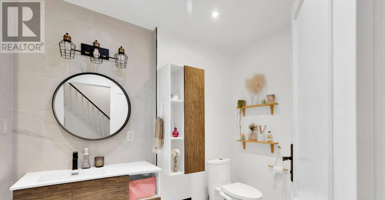 2 Foch Avenue, Toronto, ON, M8W 3W8 - 19