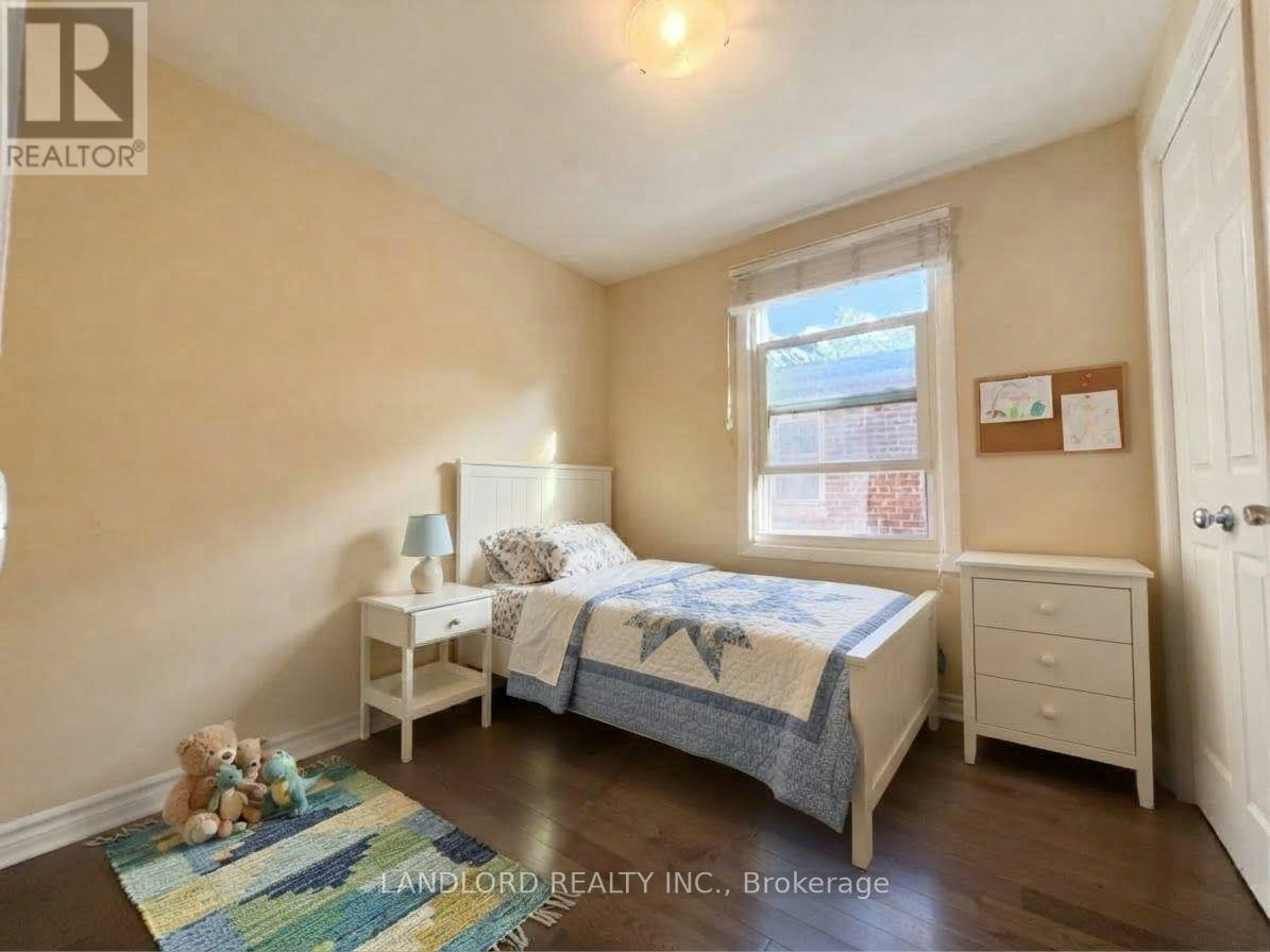 201-176 Howland Avenue, Toronto, ON, M5R 3B6 - 19