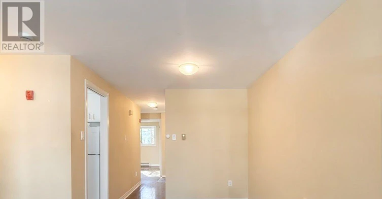 201-176 Howland Avenue, Toronto, ON, M5R 3B6 - 8