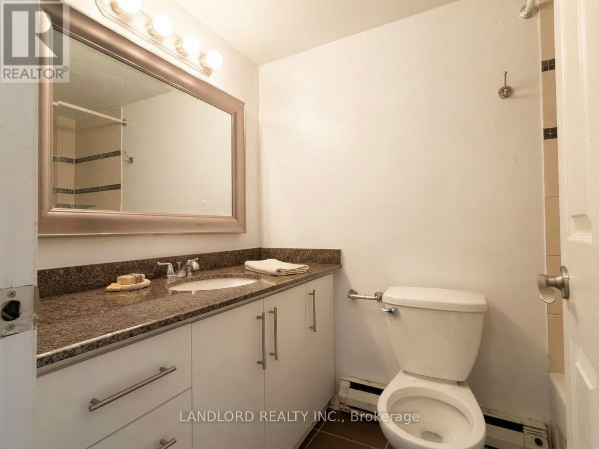 201-176 Howland Avenue, Toronto, ON, M5R 3B6 - 12