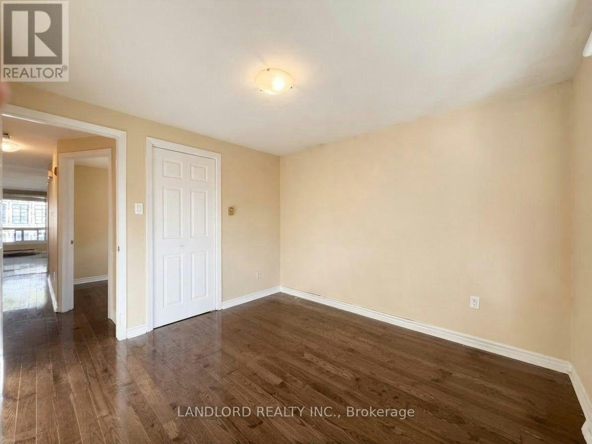 201-176 Howland Avenue, Toronto, ON, M5R 3B6 - 17
