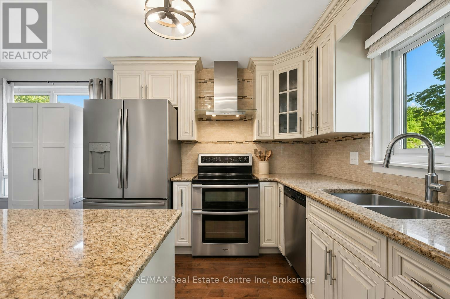 369 Acres Drive WEST, Guelph, ON, N1H 7B3 - 4
