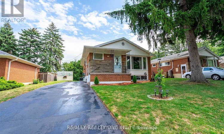 17 Carwyn Crescent