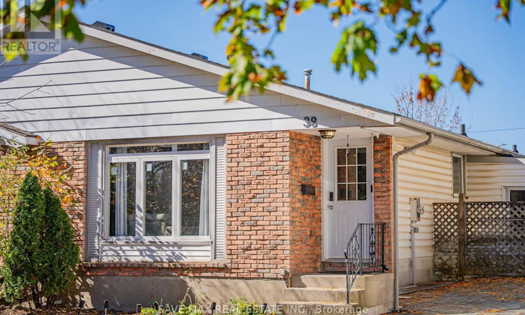 38 Manley Crescent