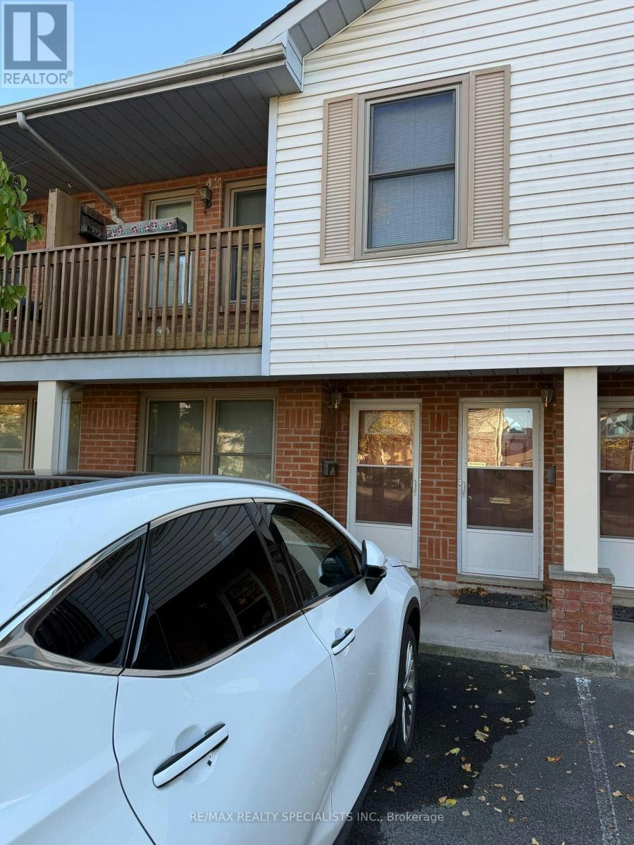 208-2 Walnut Street, St. Catharines, ON, L2T 1H3
