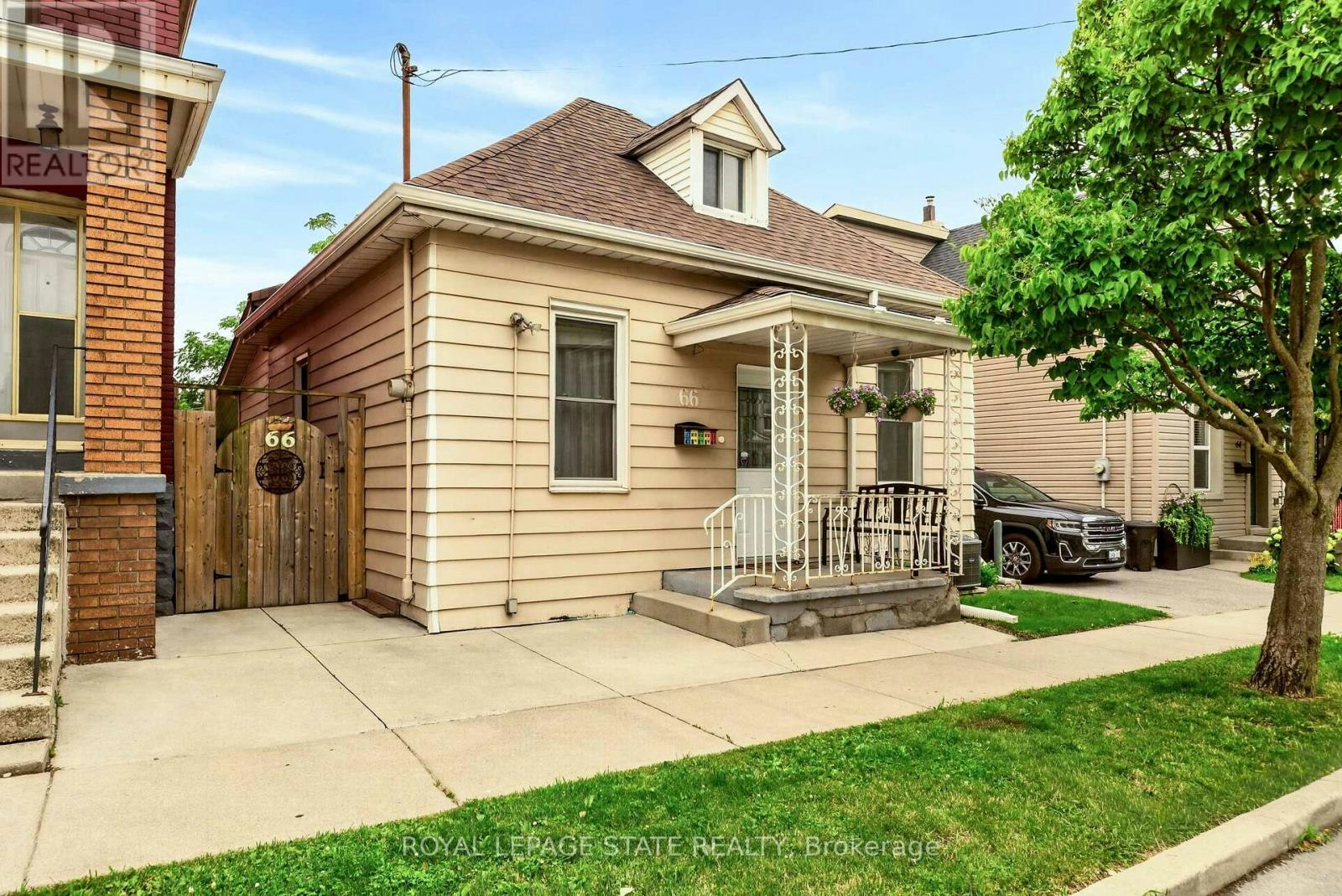 66 Beechwood Avenue, Hamilton, ON, L8L 2S4