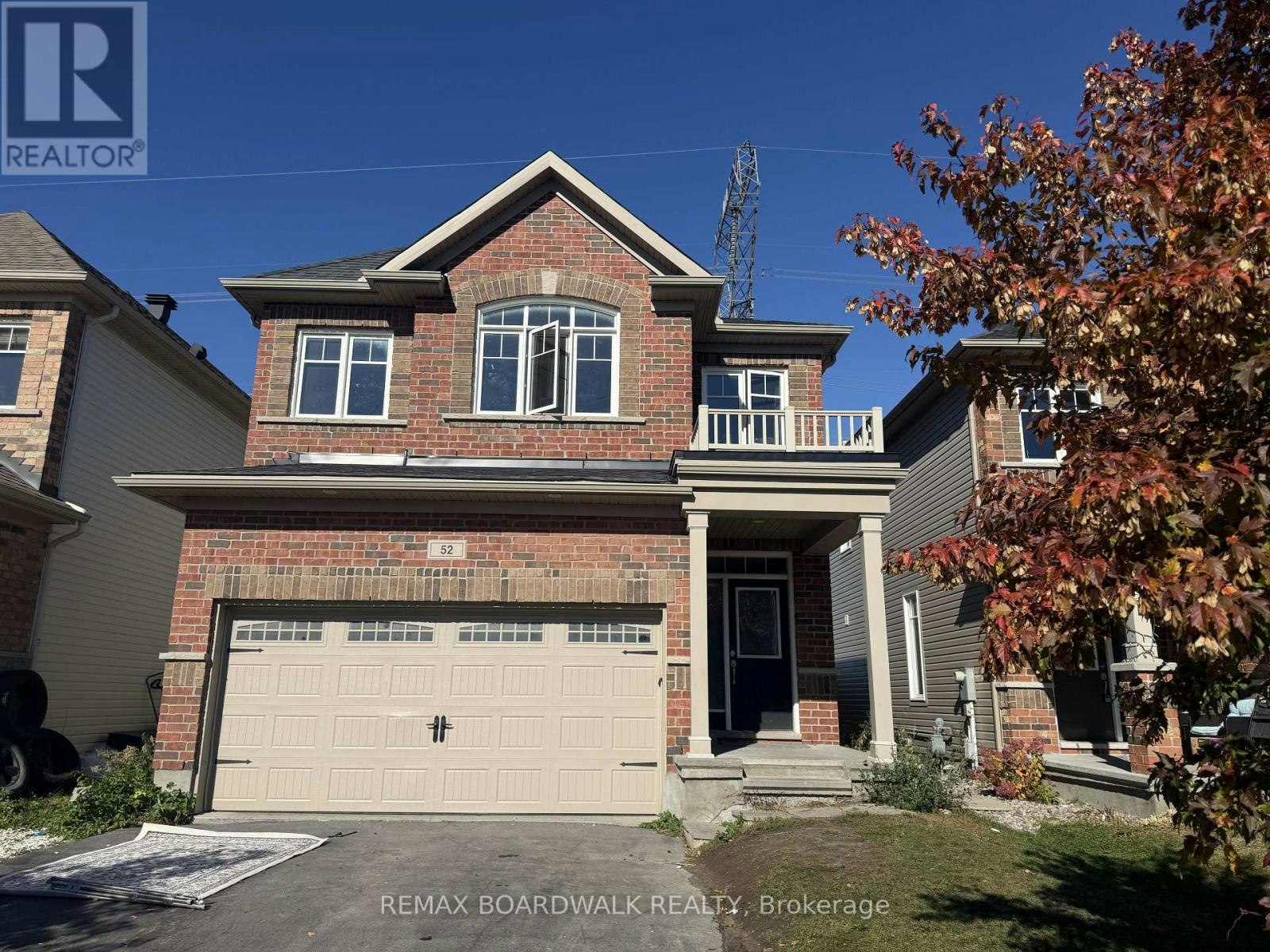 52 Tapadero Avenue, Ottawa, ON, K2V 0E1