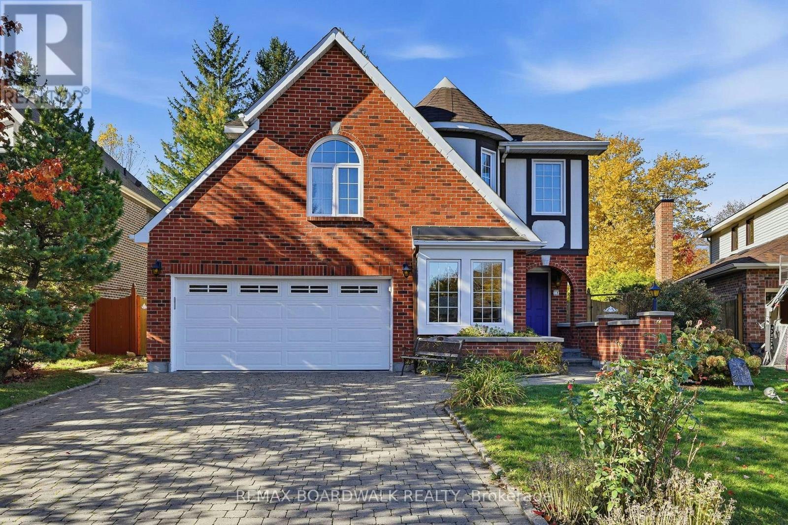 19 Cullen Court, Ottawa, ON, K2G 4Z2