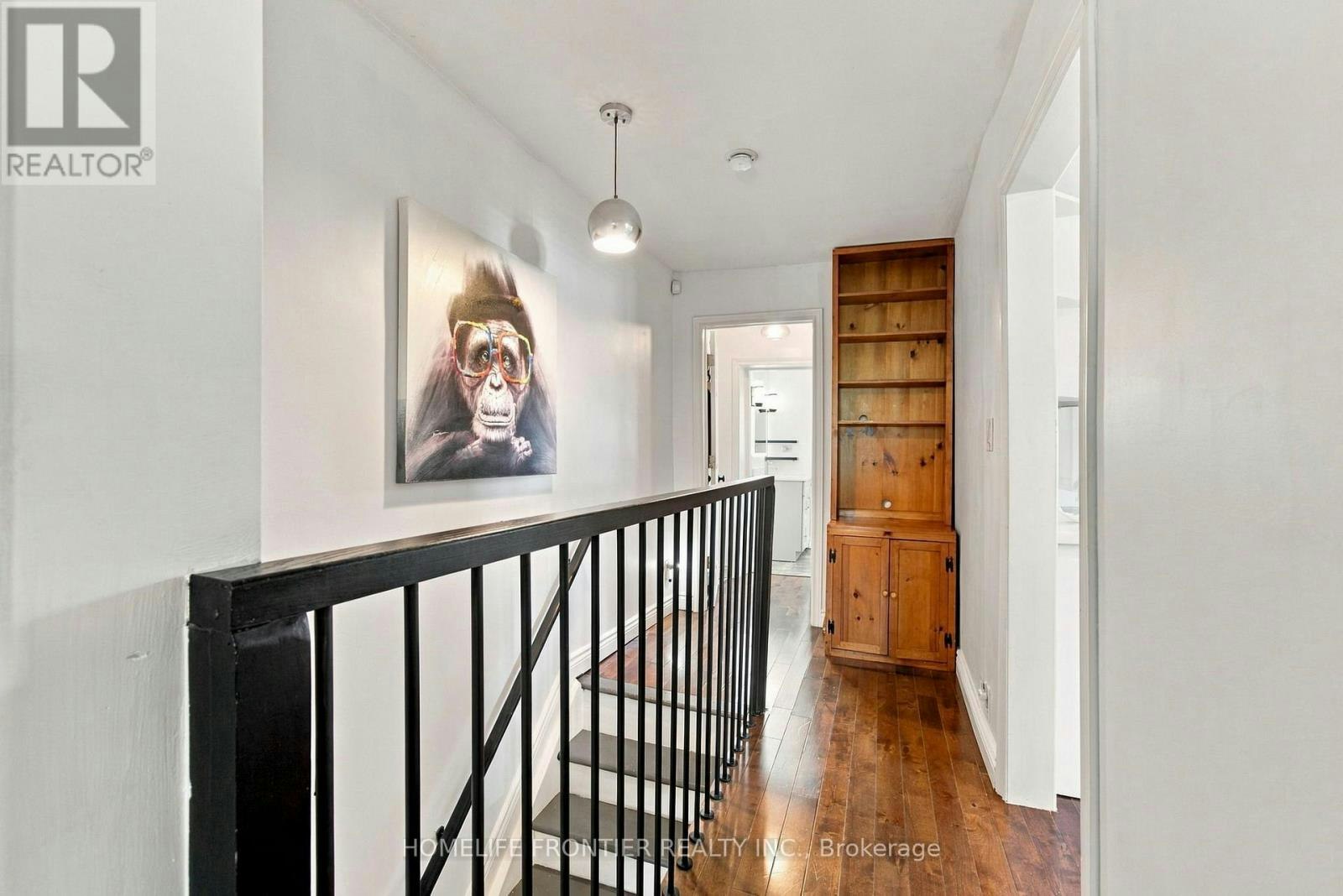 UPPER-122 Manning Avenue, Toronto, ON, M6J 2K5 - 9
