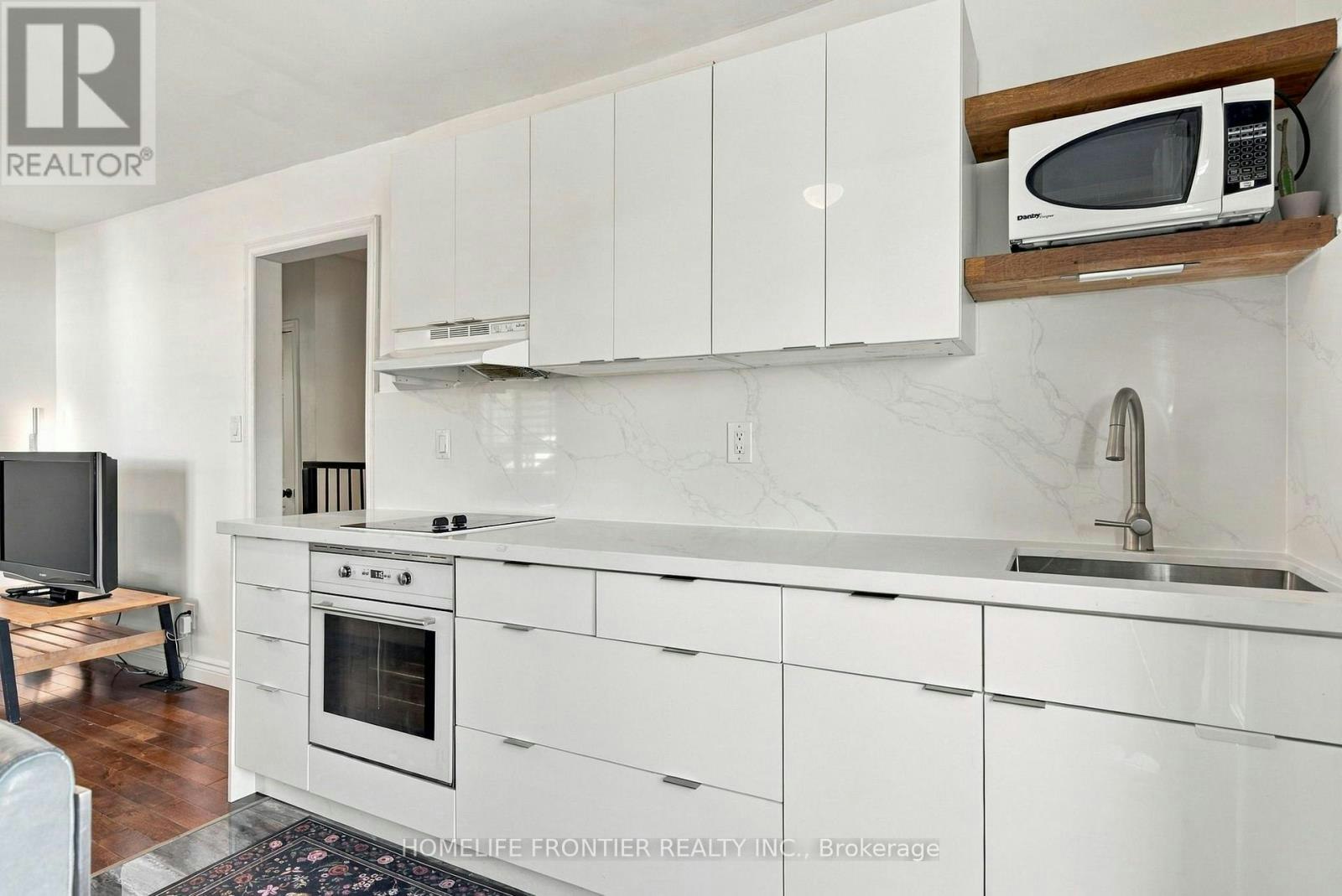UPPER-122 Manning Avenue, Toronto, ON, M6J 2K5 - 20