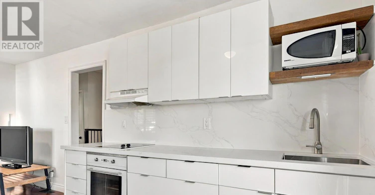 UPPER-122 Manning Avenue, Toronto, ON, M6J 2K5 - 20
