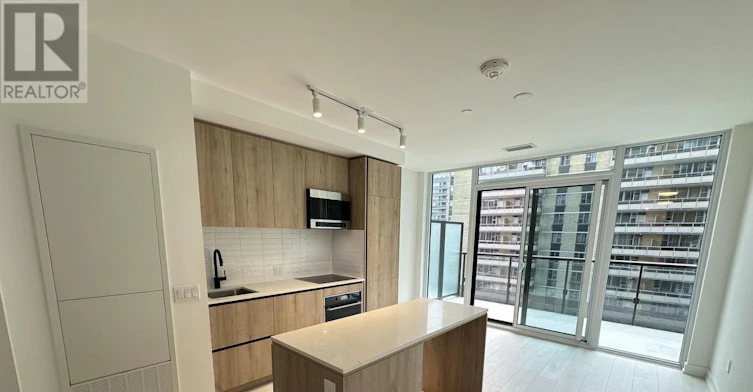 603-127 Broadway Avenue, Toronto, ON, M4P 1V4 - 2