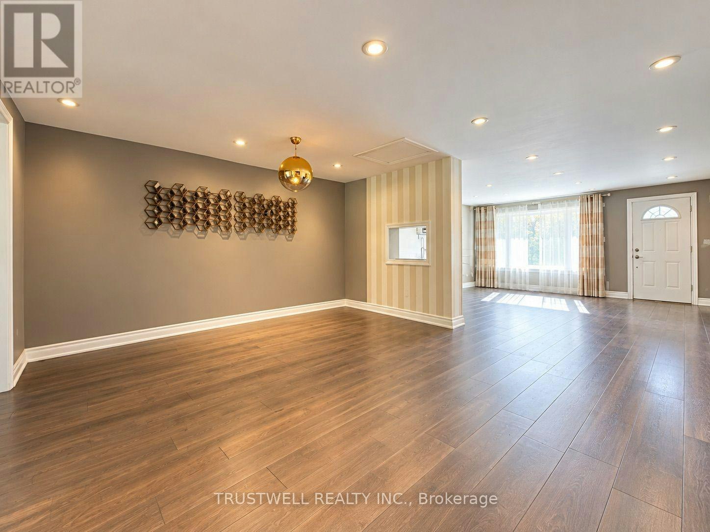 299 Sunset Boulevard, Whitchurch-Stouffville, ON, L4A 3A4 - 2