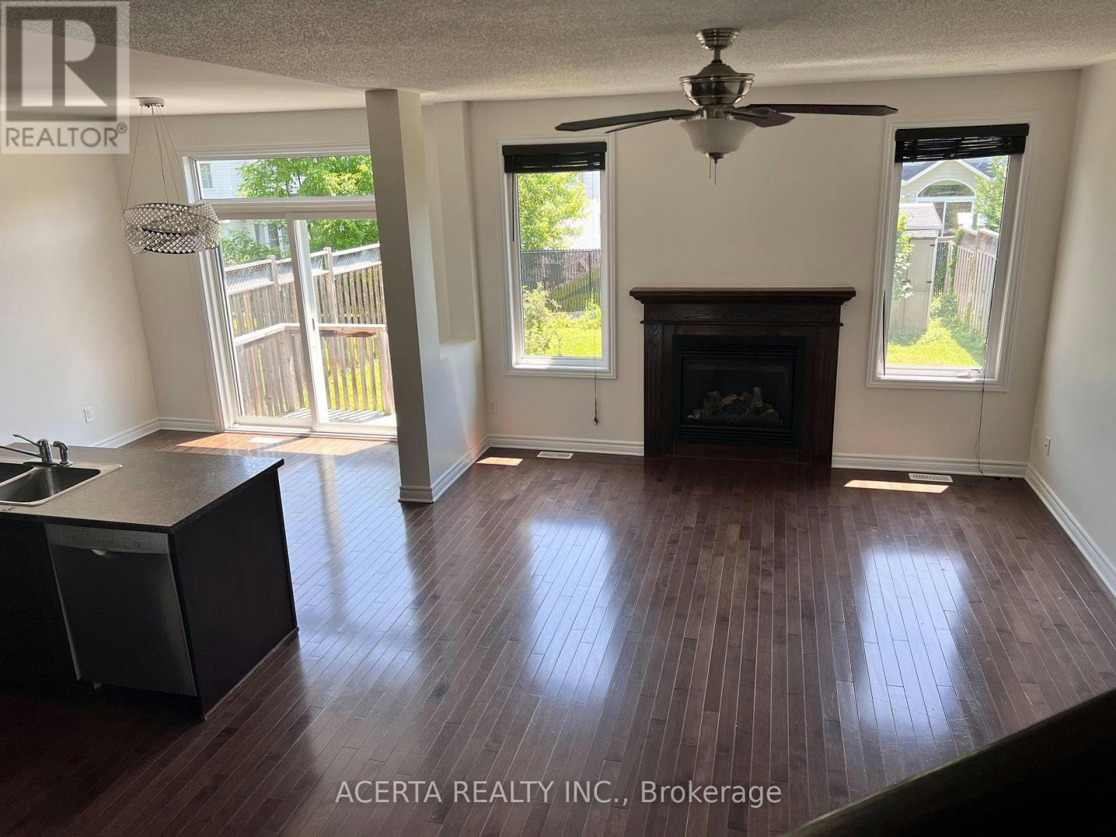 420 Abbeydale Circle, Ottawa, ON, K2K 0E8 - 4