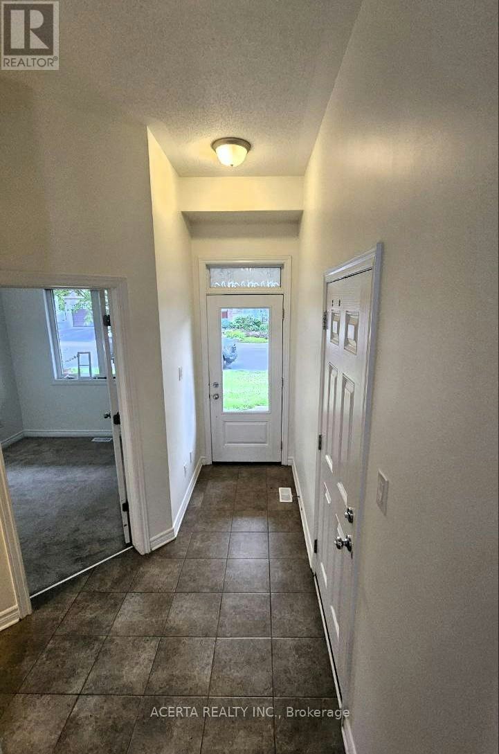 420 Abbeydale Circle, Ottawa, ON, K2K 0E8 - 2