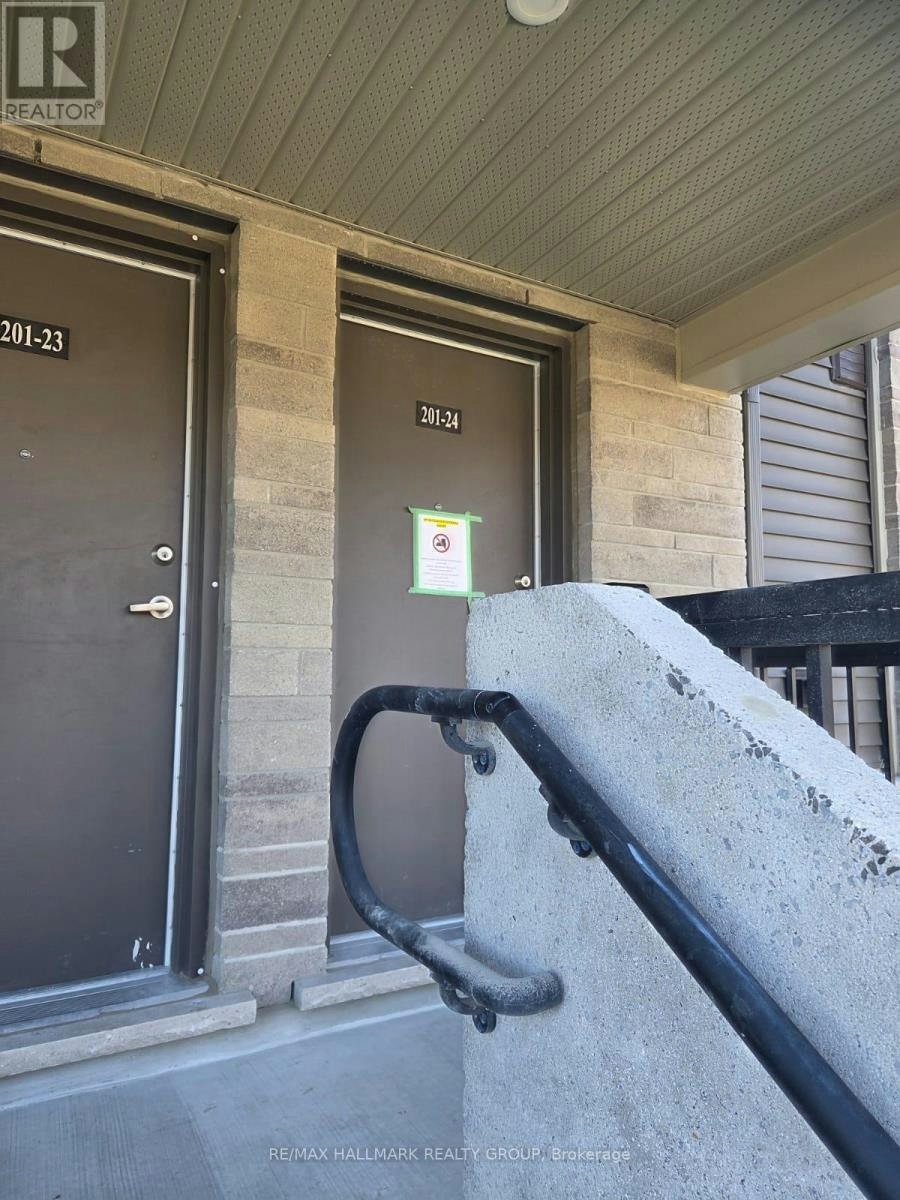 24-201 Glenroy Gilbert Drive, Ottawa, ON, K2J 5G3 - 3