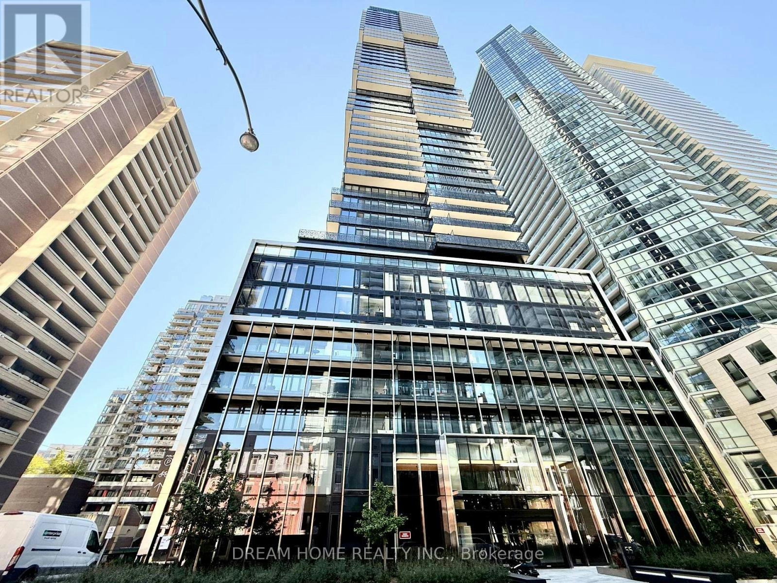 1413-55 Charles Street E, Toronto, ON, M4Y 0J1