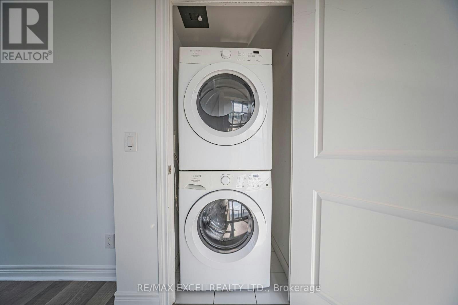 2304-50 Town Centre Court, Toronto, ON, M1P 0A9 - 40