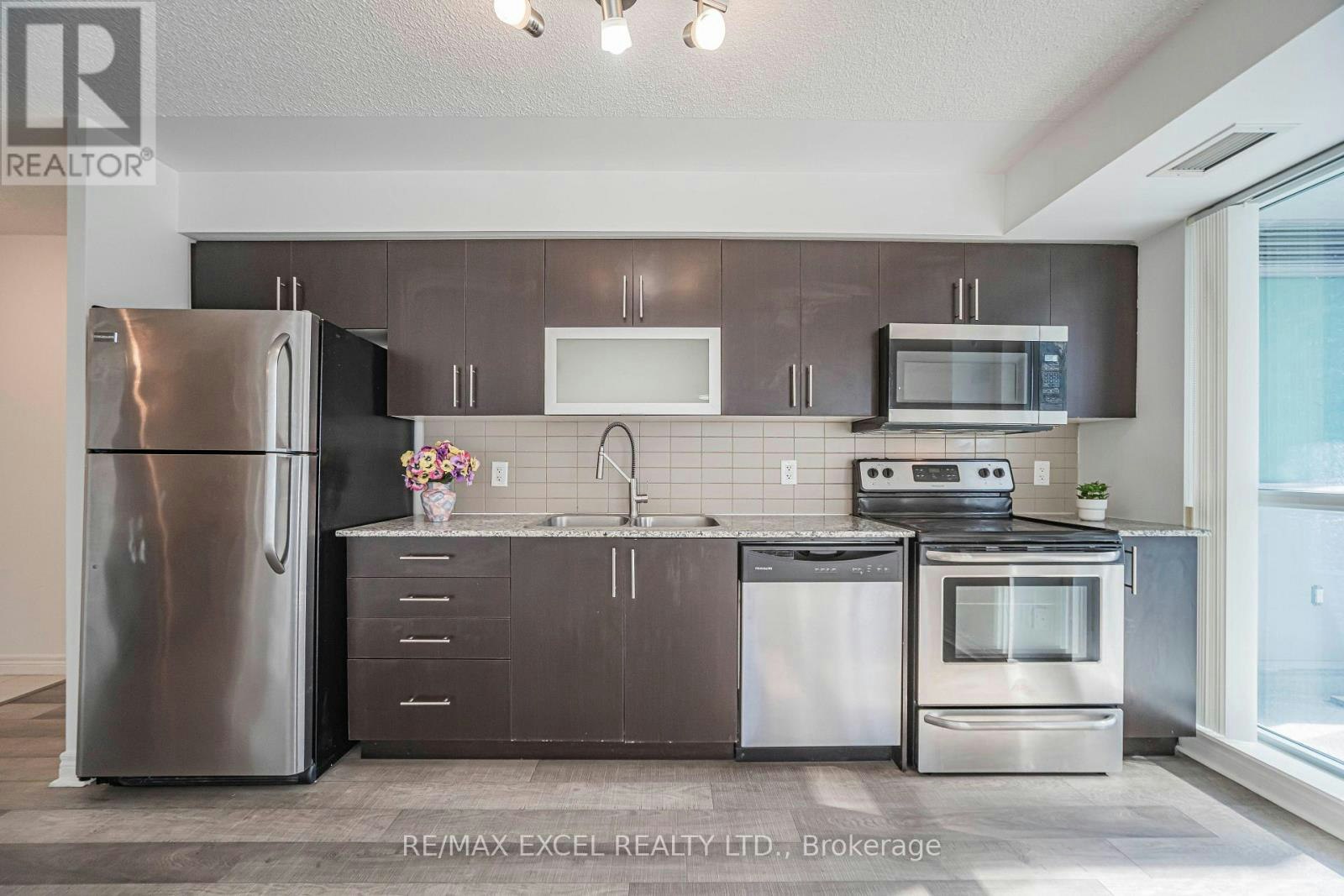 2304-50 Town Centre Court, Toronto, ON, M1P 0A9 - 33