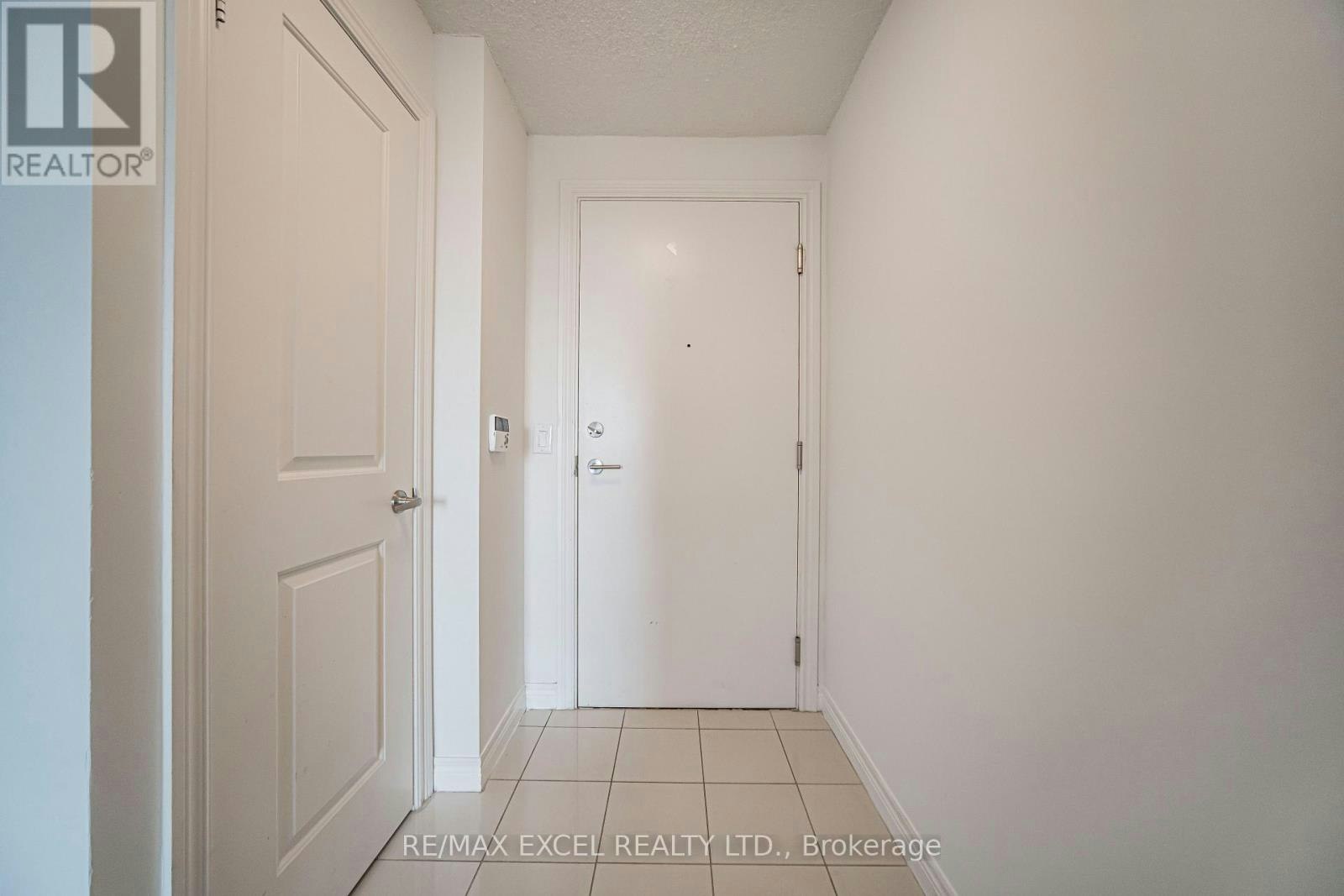 2304-50 Town Centre Court, Toronto, ON, M1P 0A9 - 22