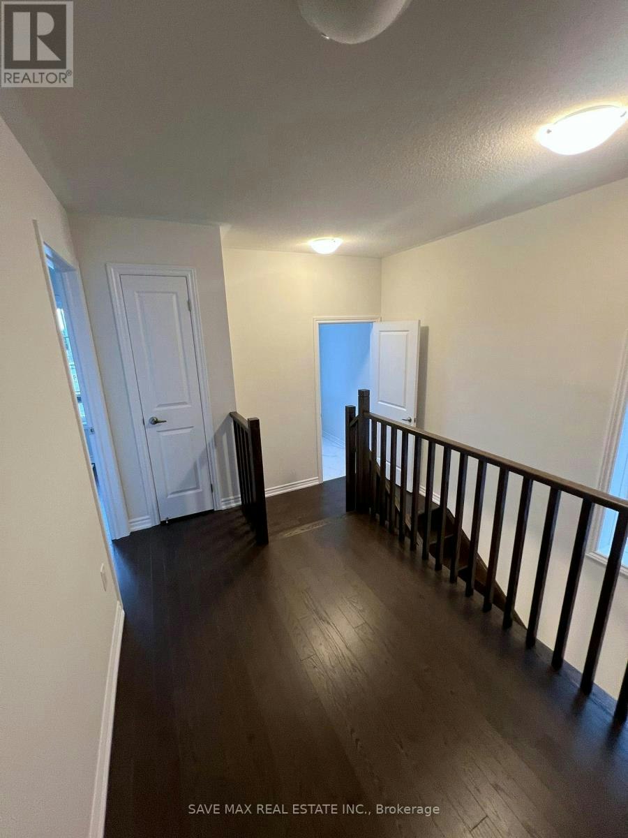 209 Terry Fox Drive, Barrie, ON, L9J 0W6 - 19