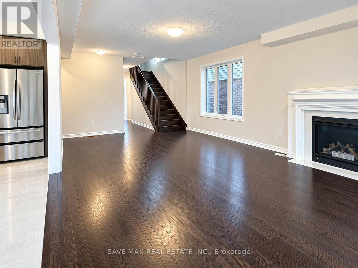 209 Terry Fox Drive, Barrie, ON, L9J 0W6 - 18