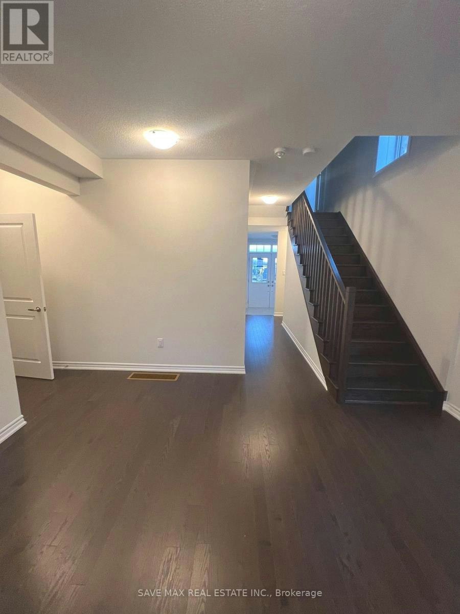 209 Terry Fox Drive, Barrie, ON, L9J 0W6 - 17