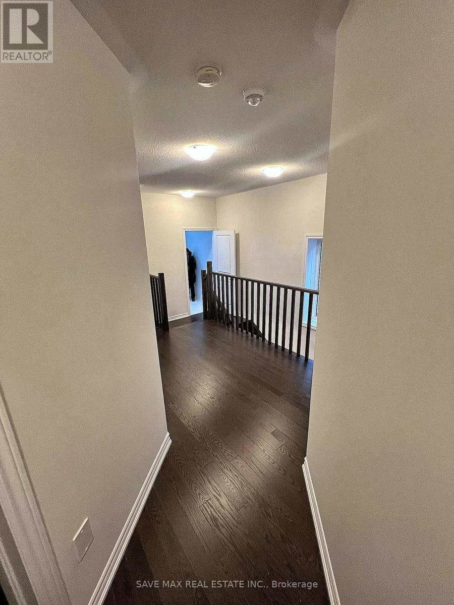 209 Terry Fox Drive, Barrie, ON, L9J 0W6 - 35