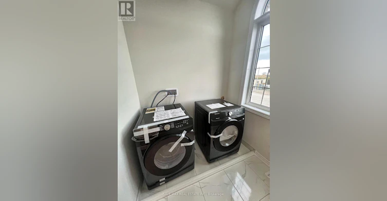 209 Terry Fox Drive, Barrie, ON, L9J 0W6 - 33