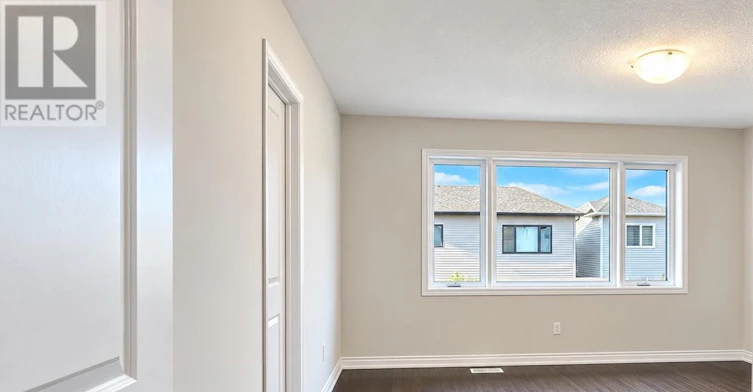 209 Terry Fox Drive, Barrie, ON, L9J 0W6 - 25