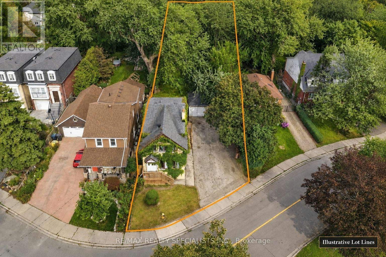 67 Twenty Seventh Street, Toronto, ON, M8W 2X2