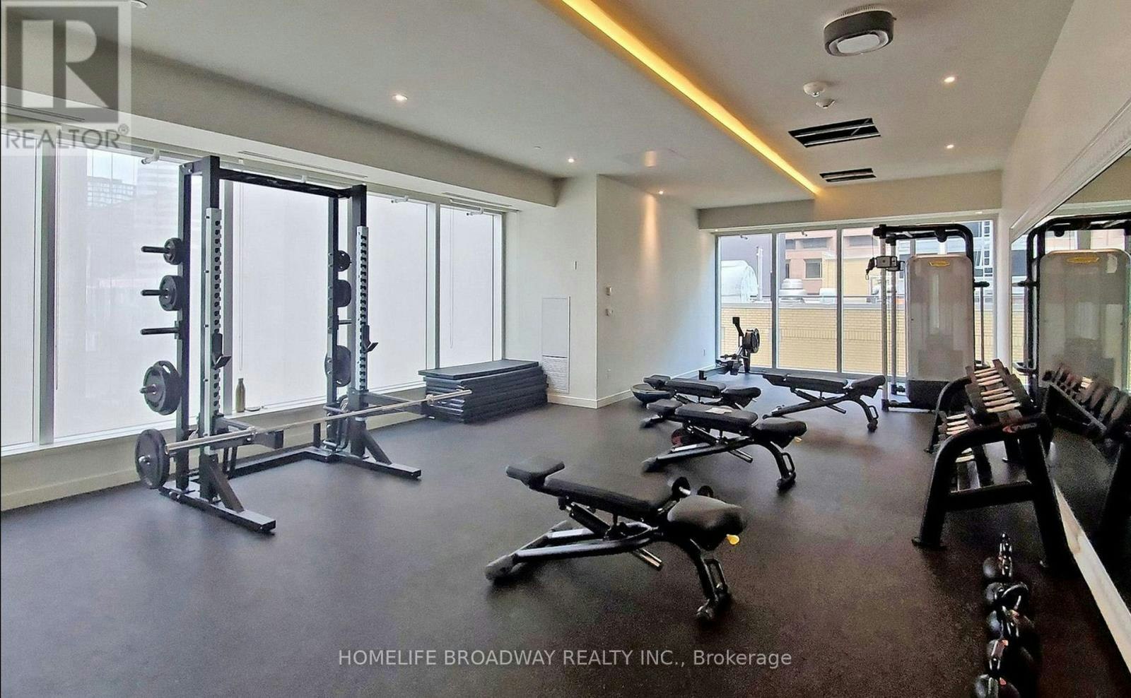 2004-197 Yonge Street, Toronto, ON, M5B 0C1 - 9
