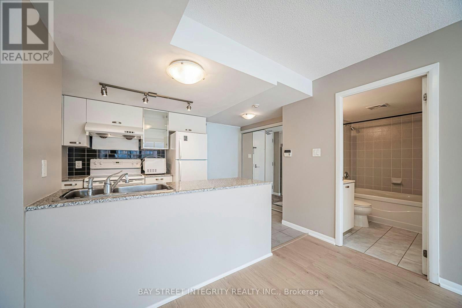 1406-38 Grenville Street, Toronto, ON, M4Y 1A5 - 14