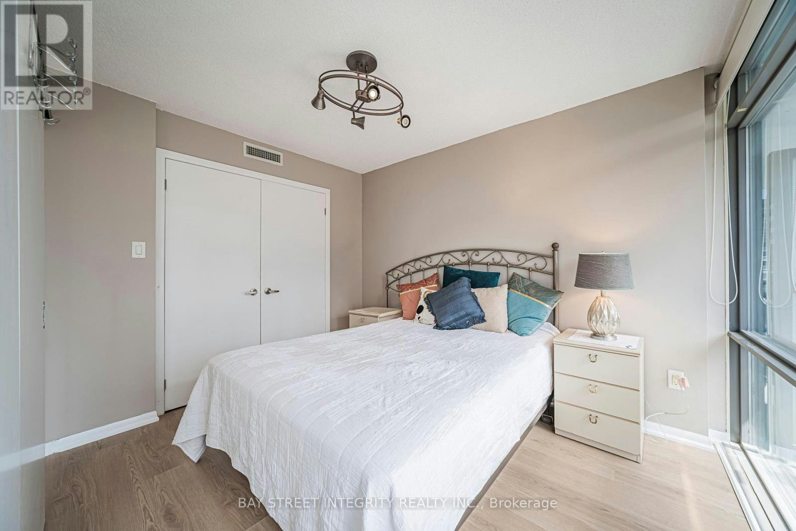 1406-38 Grenville Street, Toronto, ON, M4Y 1A5 - 28