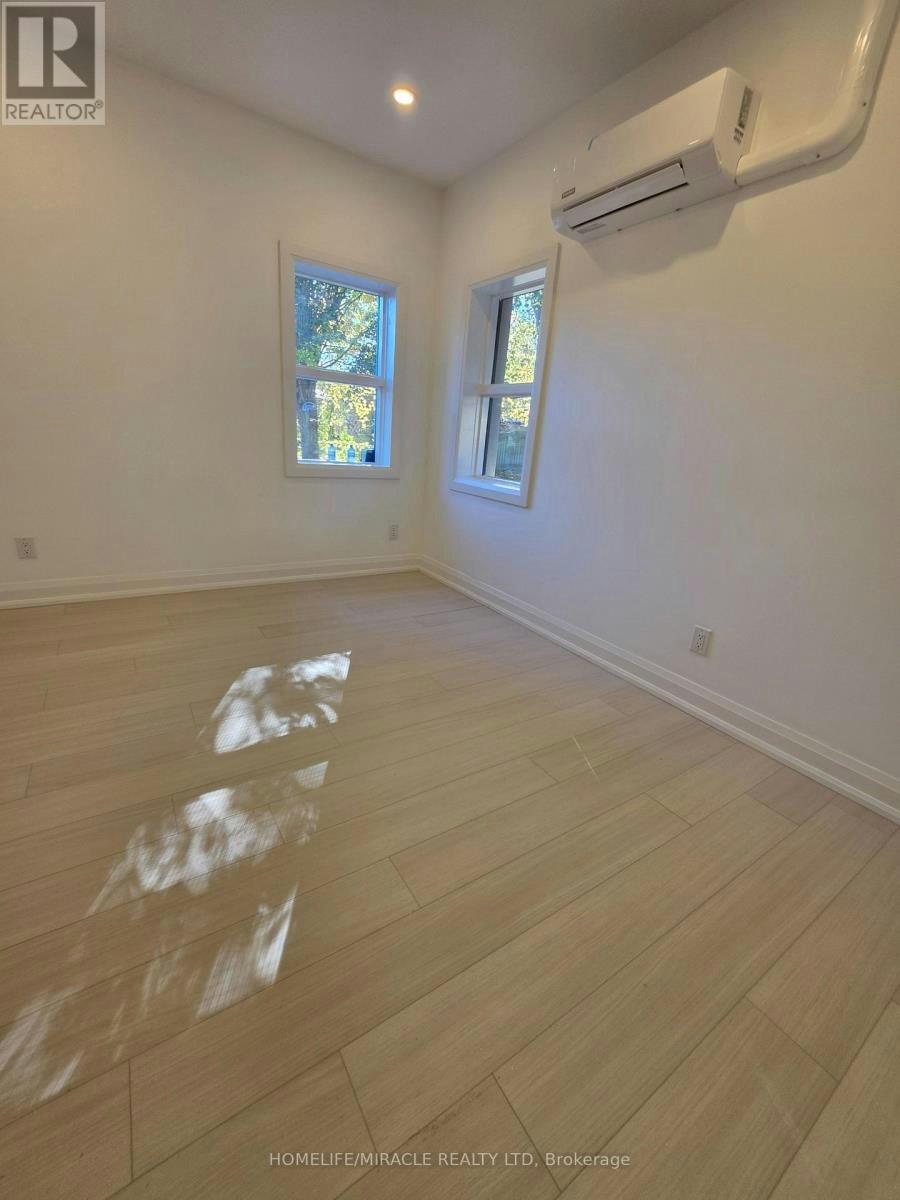 MAIN - U-1-22 Rossander Court, Toronto, ON, M1J 2B7 - 16