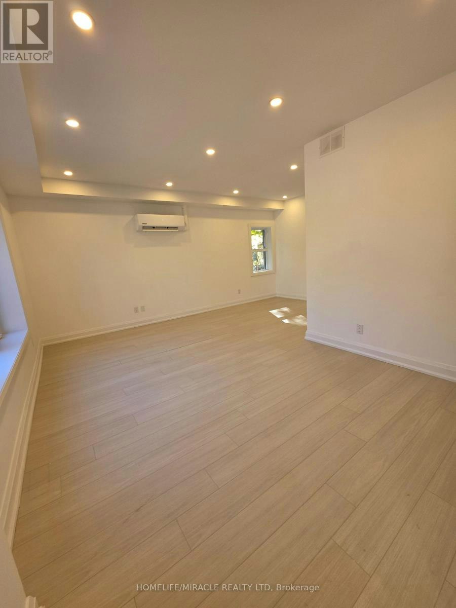MAIN - U-1-22 Rossander Court, Toronto, ON, M1J 2B7 - 6