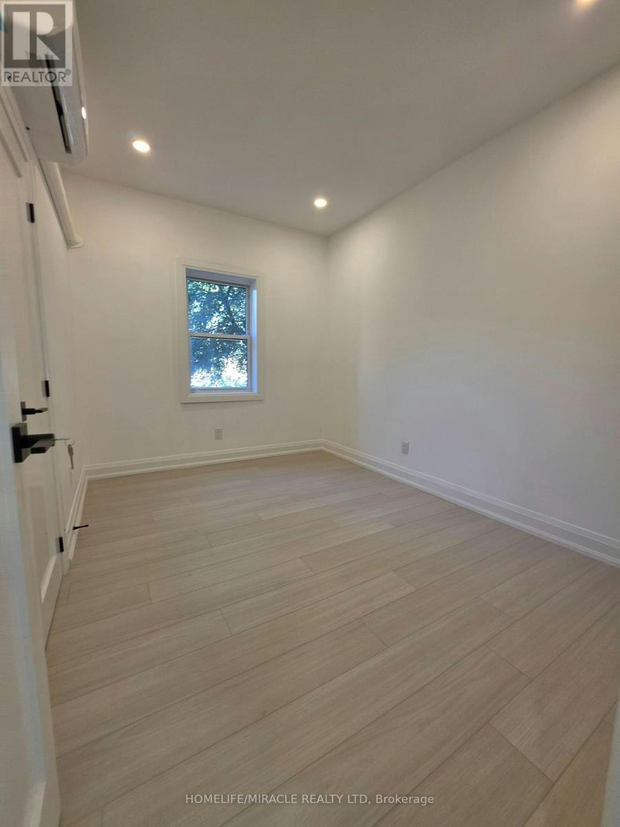 MAIN - U-1-22 Rossander Court, Toronto, ON, M1J 2B7 - 14