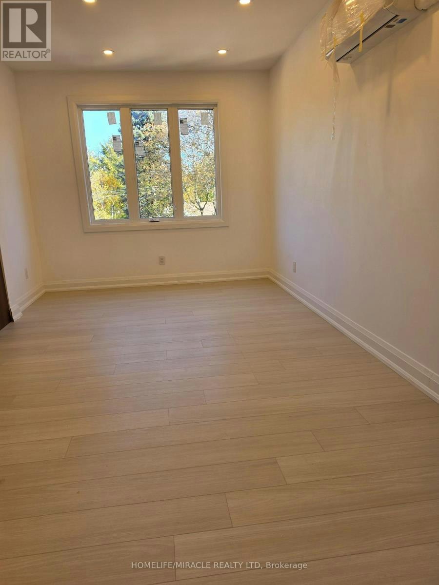MAIN - U-1-22 Rossander Court, Toronto, ON, M1J 2B7 - 24