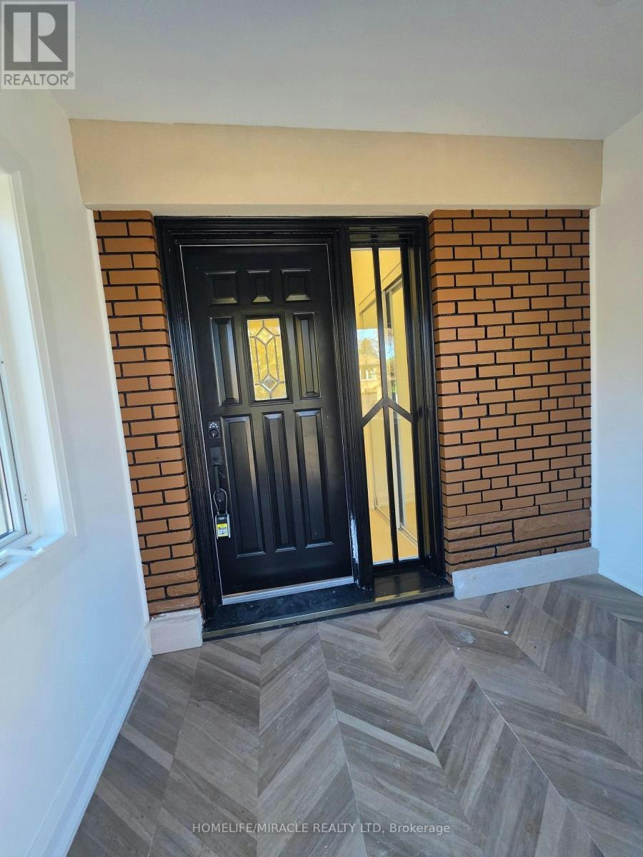 MAIN - U-1-22 Rossander Court, Toronto, ON, M1J 2B7 - 2