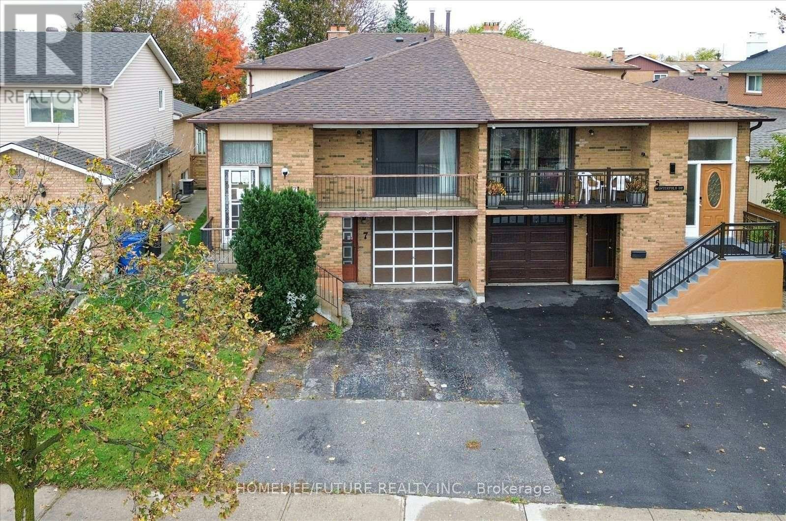 7 Winterfold Drive, Brampton, ON, L6V 3S7