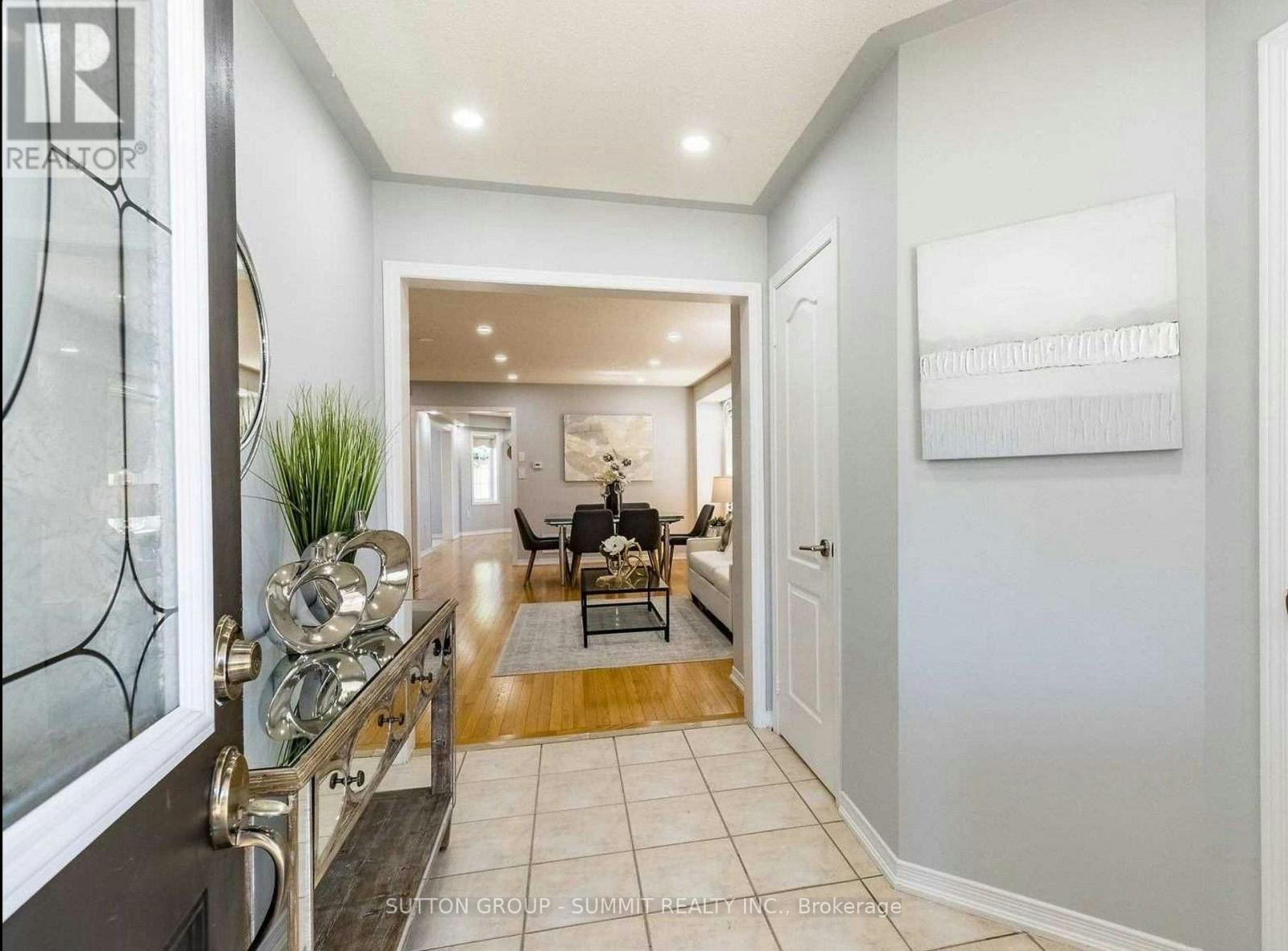 17 River Heights Drive, Brampton, ON, L6P 2M9