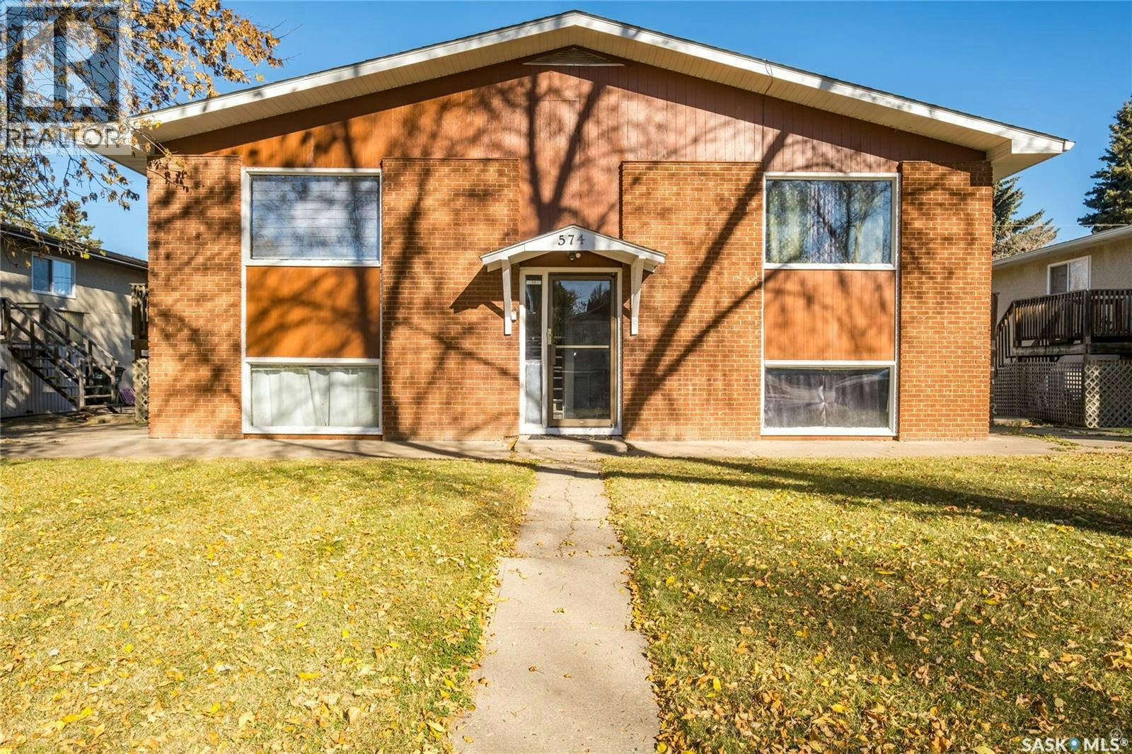 574 26th Street E, Prince Albert, SK, S6V 1V5