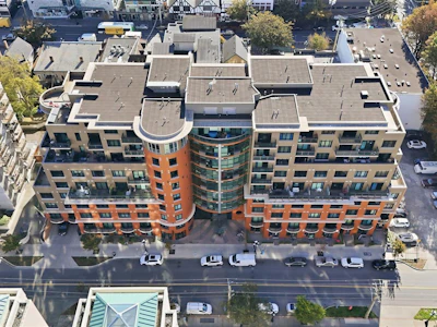 415-1029 View Street - 5